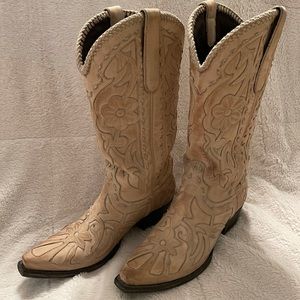 Lane Boots white cowgirl boots